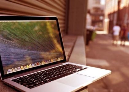 Cepat! Harus Segera Service Laptop MacBook Air Jika Kena Air